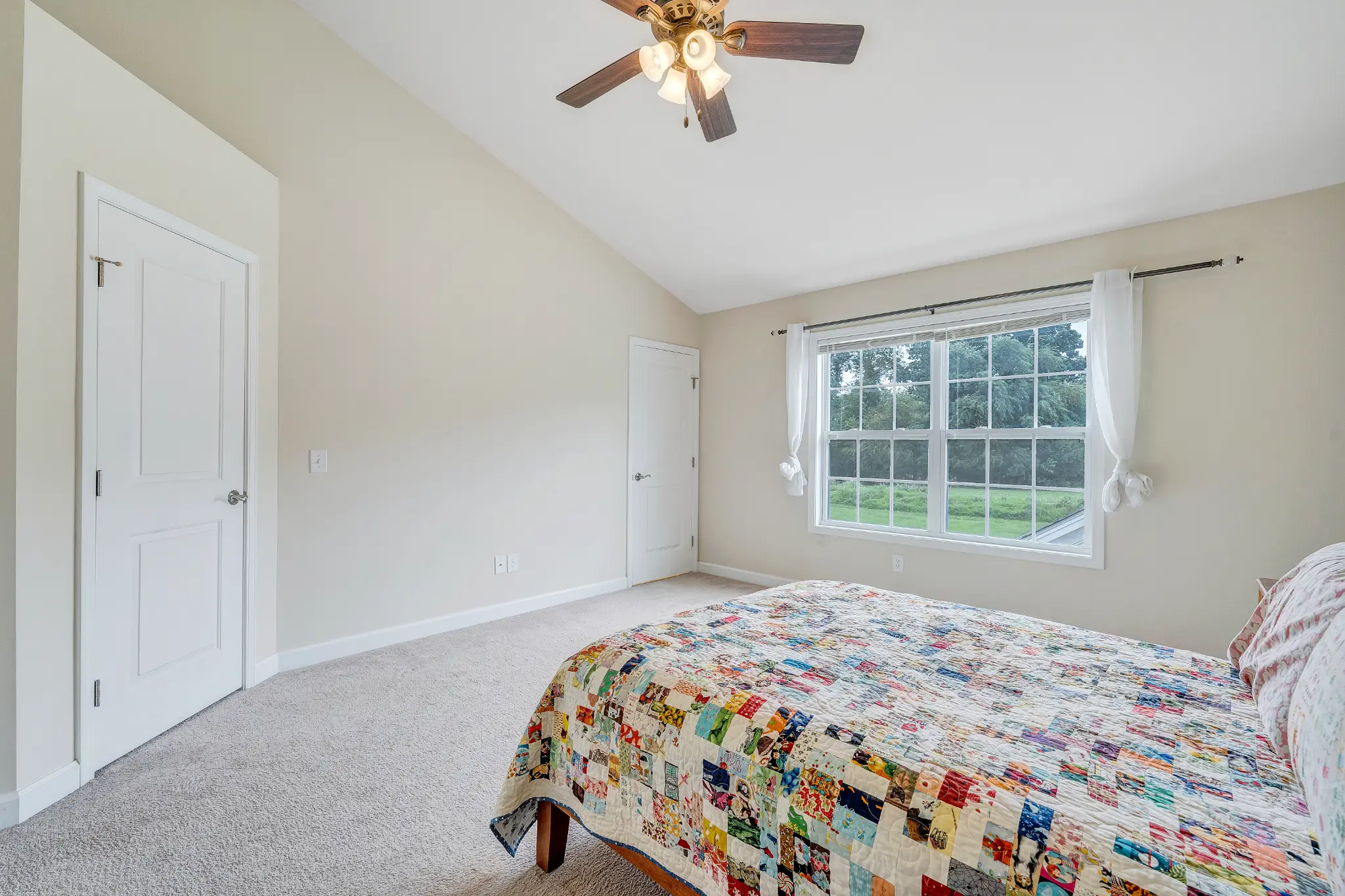 Interior - Bedroom