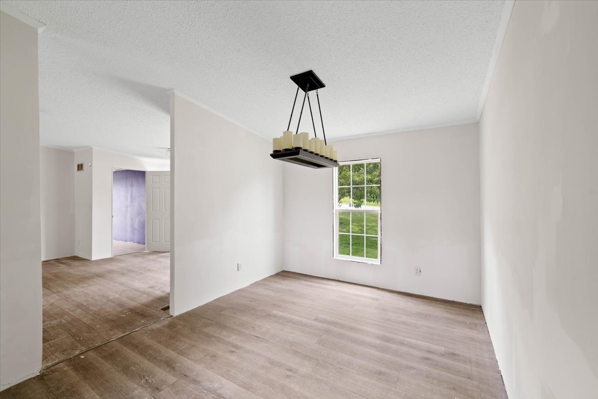 Interior - Primary Bedroom