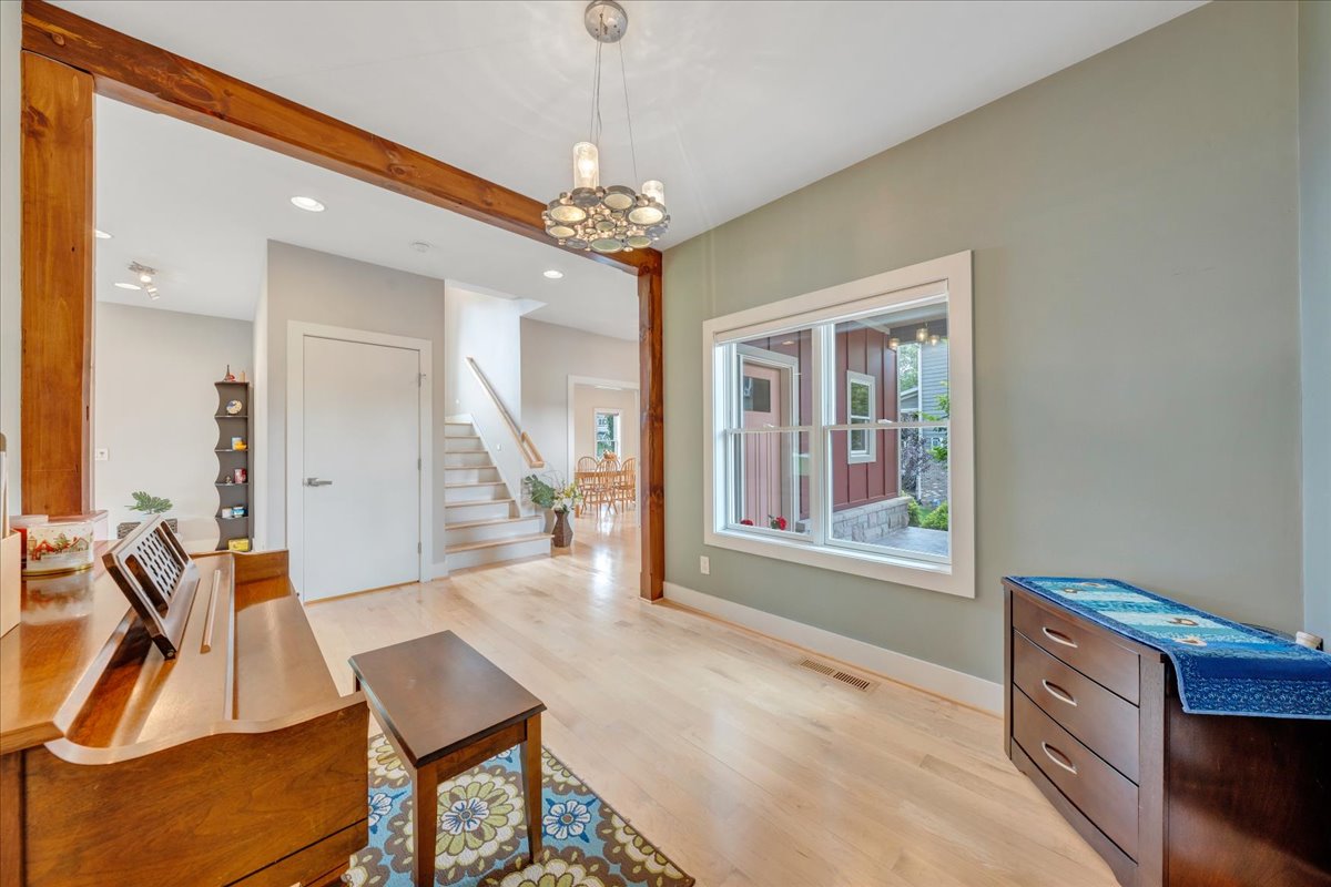 Interior - Primary Closet